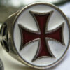 anello croce templare smaltato nero anello croce templare smaltato nero
