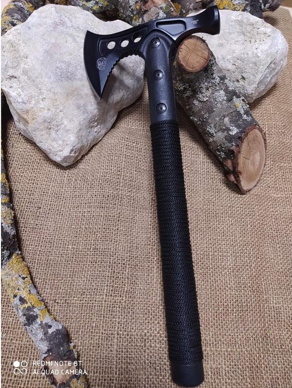 ascia tattica martello