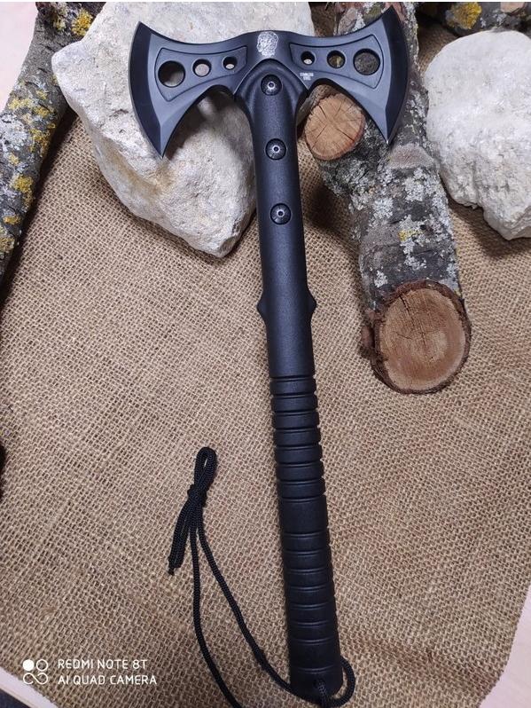 ascia tattica bipenne