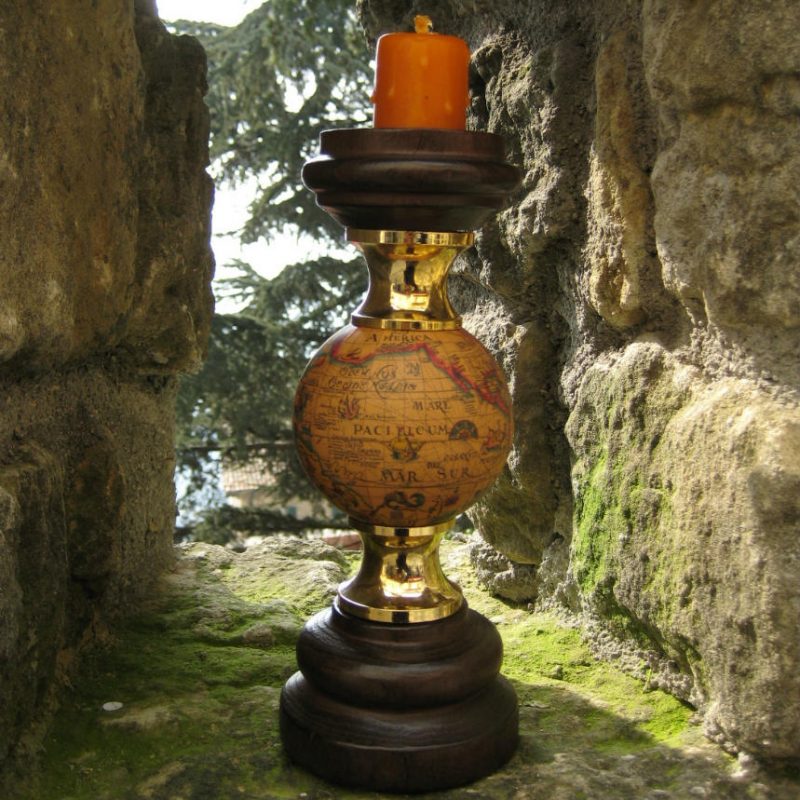 candelabro mappamondo antico