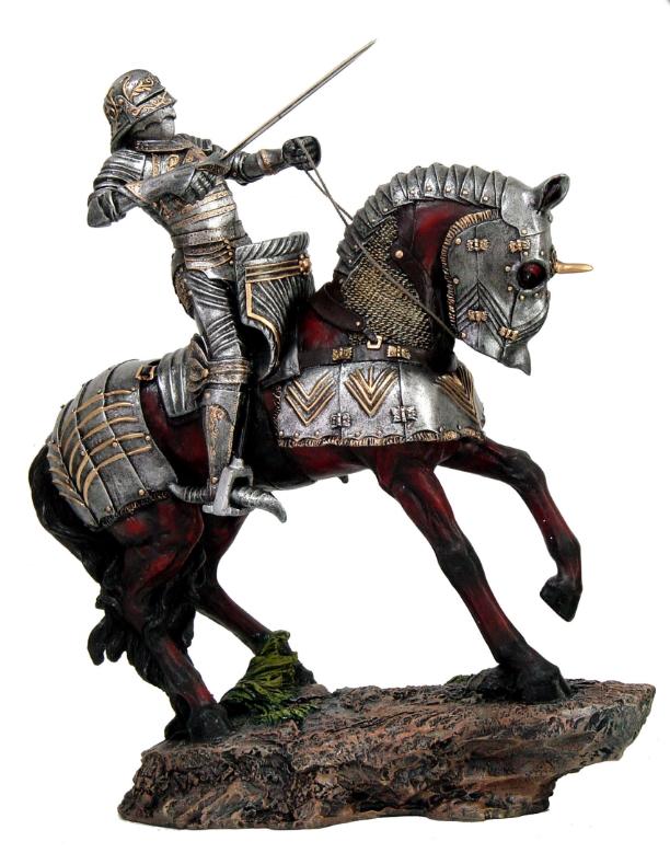 cavaliere medievale con spada grande