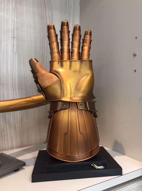 guanto di thanos : infinity war guanto di thanos : infinity war