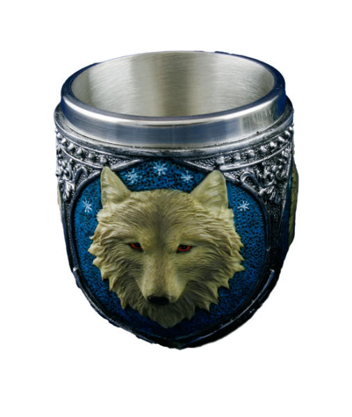 bicchiere con lupo grigio