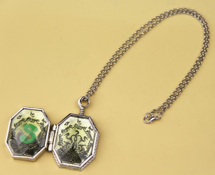 harry potter collana horcrux salazar serpeverde harry potter collana horcrux salazar serpeverde