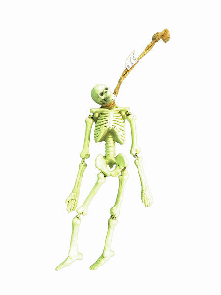 scheletro impiccato
