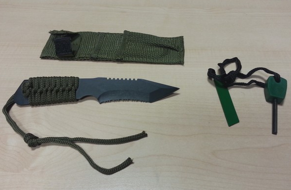 coltello survival con acciarino3