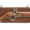 trofeo in legno con pistola -1-