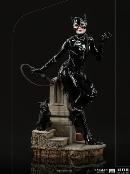 batman returns catwoman action