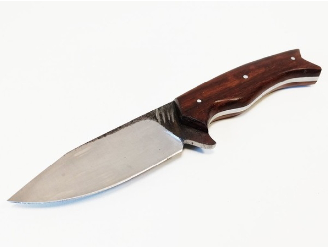 coltello artigianale acciaio c70-1095