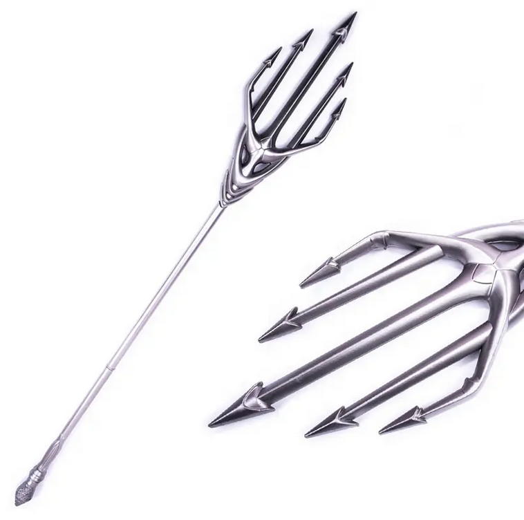 tridente aquaman in foam