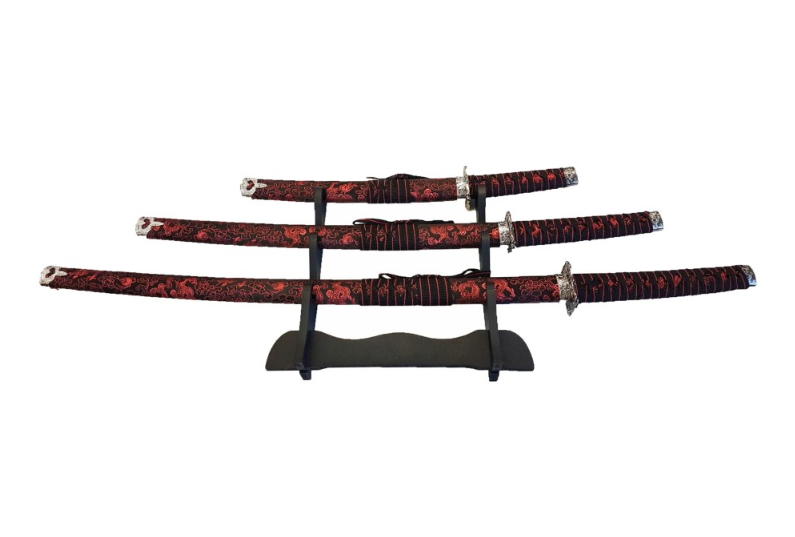 tris katane stoffa rossa