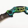 coltello karambit con apertura assistita