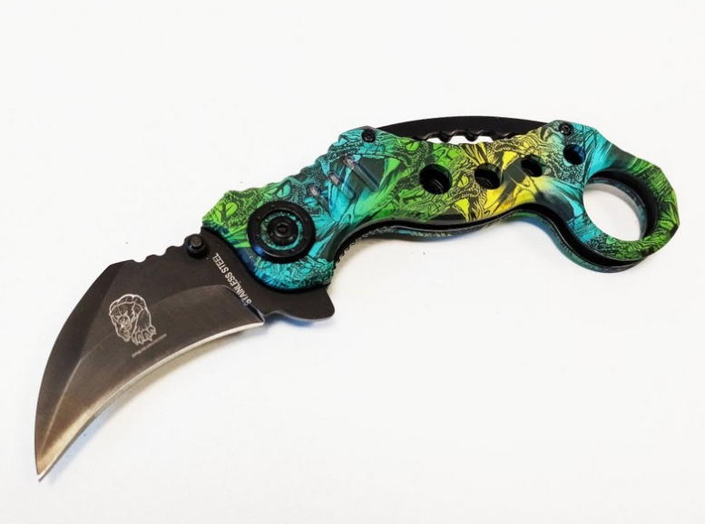 coltello karambit con apertura assistita