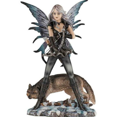 fata con arco e compagno lupo