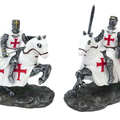 templare crociato a cavallo