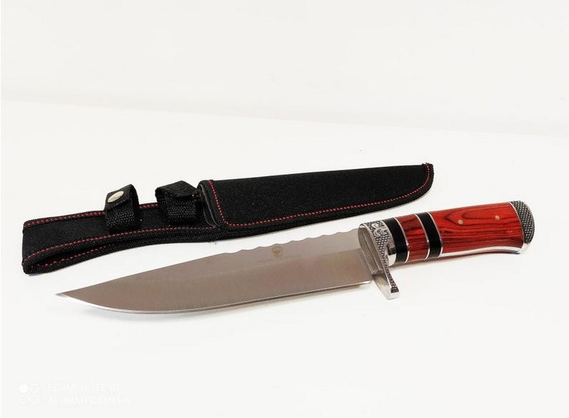 coltello a lama fissa con impugnatura in vero legno